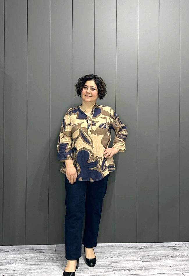 Hakim Yaka Gül Desenli Keten Gömlek Kahverengi