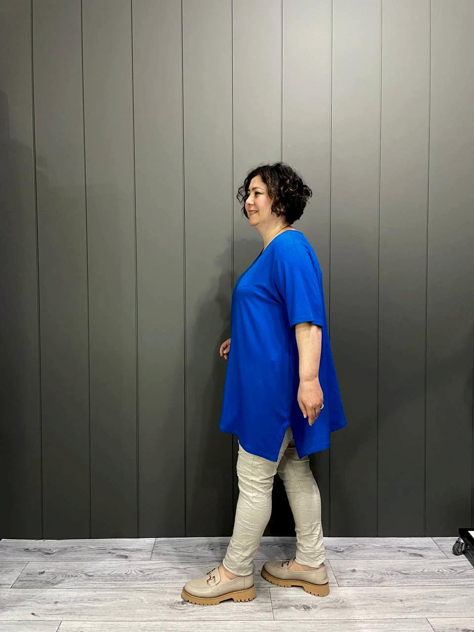 V Yaka Büyük Beden Bluz Saks Mavi