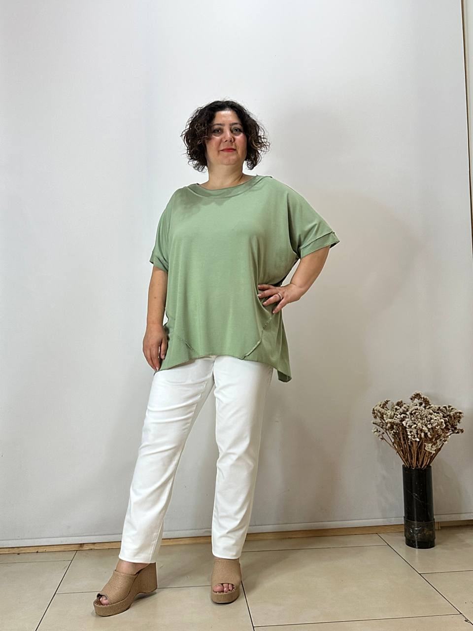 Parçalı Asimetrik Kesim Kısa Kollu Penye Bluz Su Yeşili